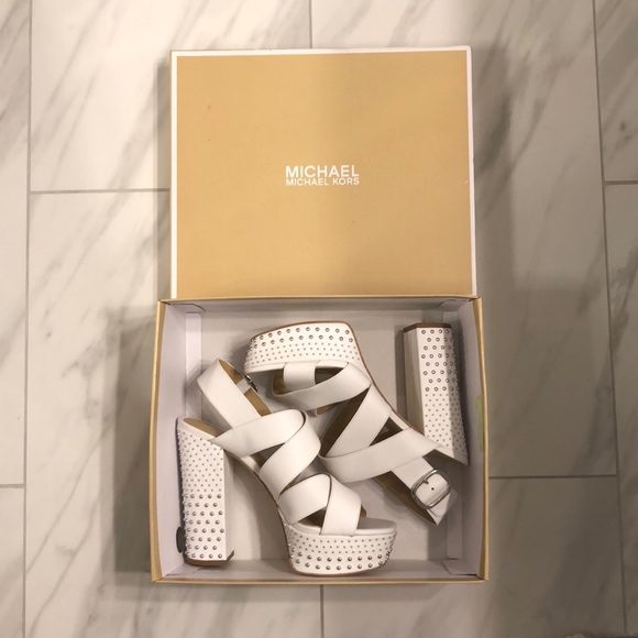 Women’s MICHAEL Michael Kors Heels - Picture 7 of 7